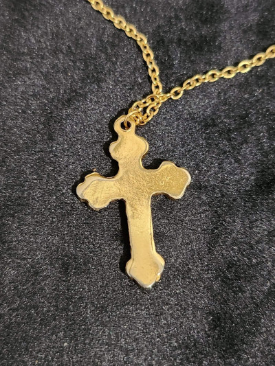 Chaine en acier inoxydable avec croix vintage doré