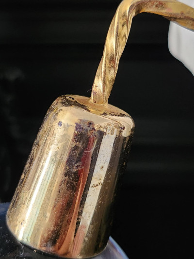 Éteignoir à bougie en métal doré