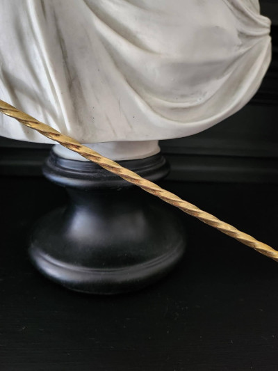 Éteignoir à bougie en métal doré