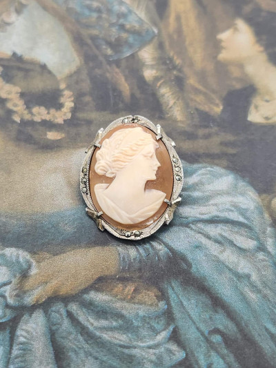 Élégant camée ancien en coquillage broche & pendentif– monture argent