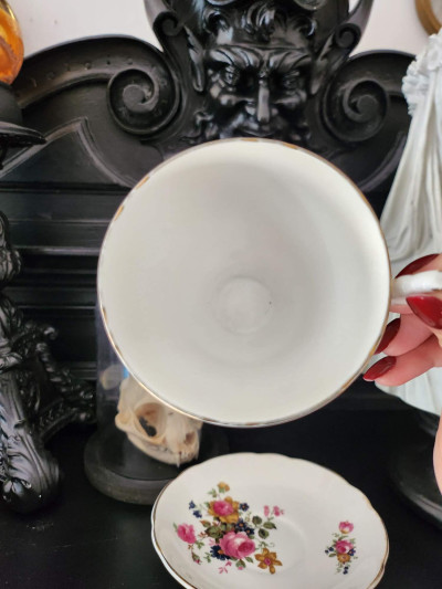 Élégant duo de tasses anciennes en porcelaine d’Angleterre "Argyle" Mother & Father