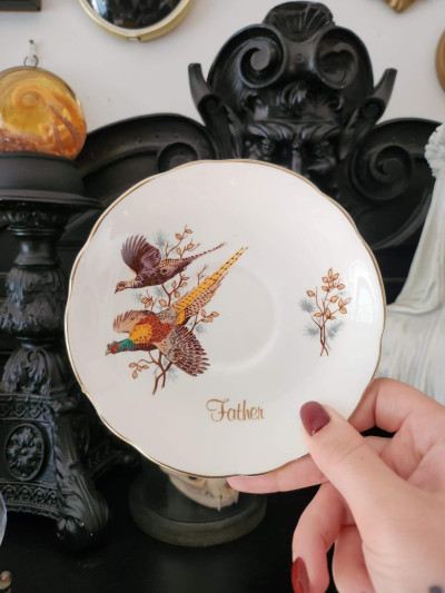Élégant duo de tasses anciennes en porcelaine d’Angleterre "Argyle" Mother & Father