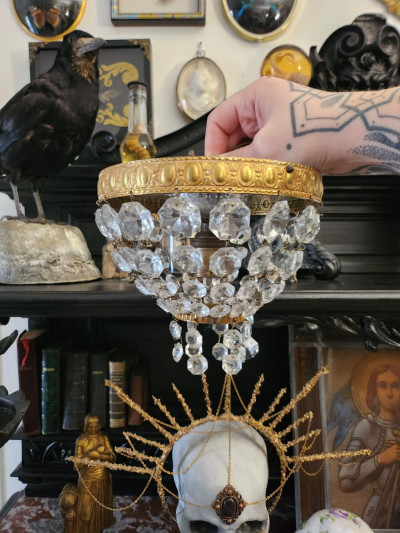 Petit plafonnier ancien en pampilles de verre