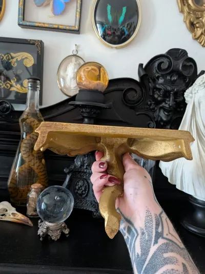 Petite console murale dorée style baroque