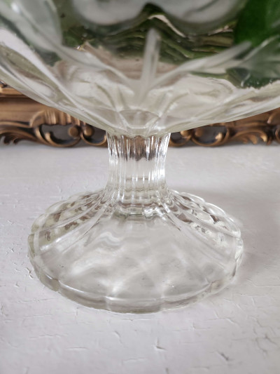 Coupe à fruits cristal motif roses élégante et raffinée - Sacra Nocta