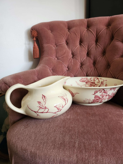 Broc et bassine Gien modèle Été fin XIXe - antique et élégant - Sacra Nocta